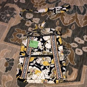 NWT Vera Bradley Dogwood Hipster Crossbody Purse